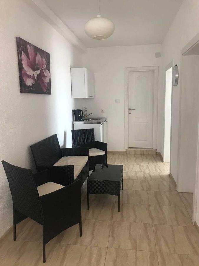 Suka Apartments Ulcinj Bagian luar foto