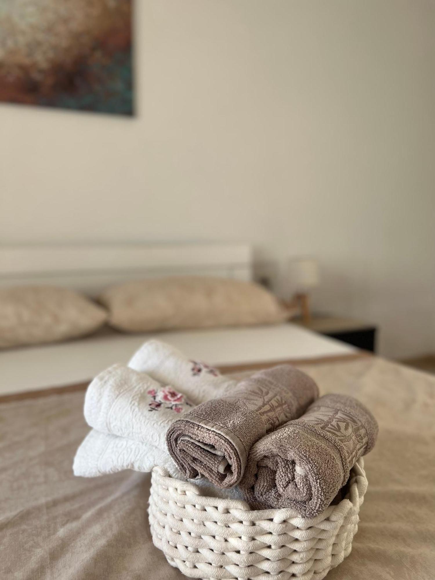 Suka Apartments Ulcinj Bagian luar foto